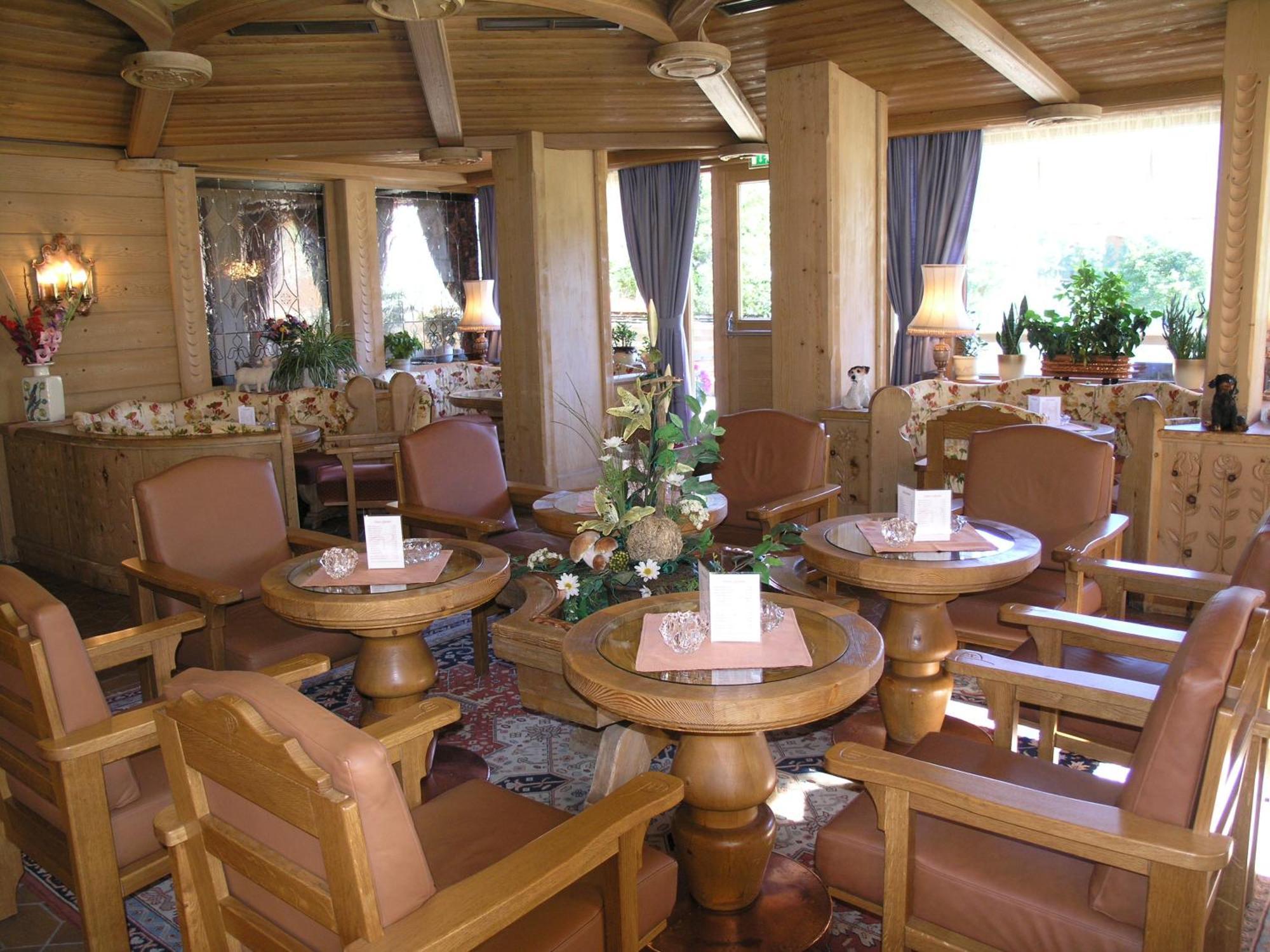 Parkhotel Soelden Exterior photo